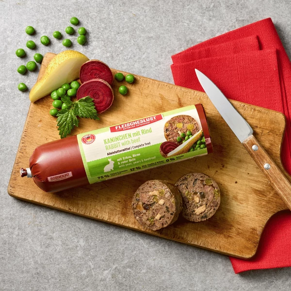 Nyúl marhával, borsóval, körtével és céklával, 400g, MEATLOVE